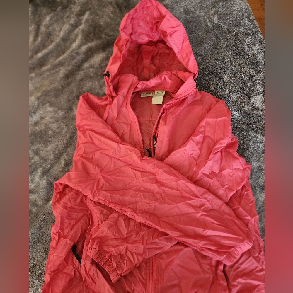 Preloved Foldable Windbreaker Jacket - image 3